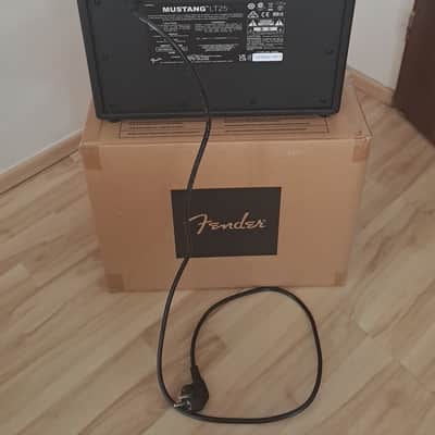 Fender Mustang LT25 25-Watt 1x8" Digital Modeling Guitar Combo Amp 230V EU image 6