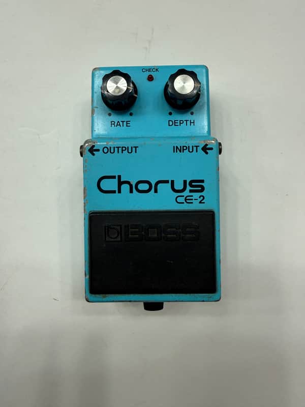 Boss CE-2