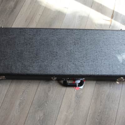 FENDER "Limited Edition Johnny Marr Signature Special Jaguar" HARDCASE, 3, 99 KG image 15