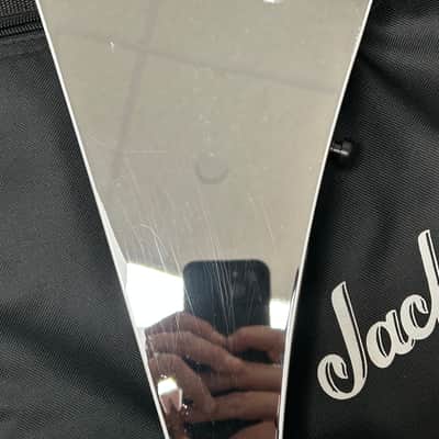 Jackson Pro Plus Series RR24 Rhoads Electric Guitar - Mirror image 3