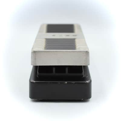 Boss PW-10 V-Wah Multi Wah Guitar Effect Pedal image 11