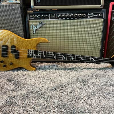 Rare USA Hamer Chaparral Max 4-string bass quilted maple with original hardshell case image 1