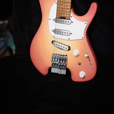 Ibanez ICHI10-VWM Ichika Nito Signature Quest 2021 - Vintage White Matte image 3