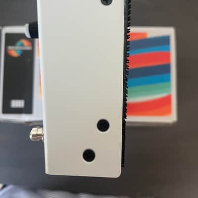 Hologram Electronics Microcosm image 4