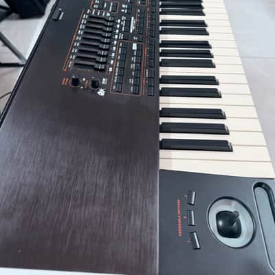 Korg Pa4X 76-Key Professional Arranger - Black image 6