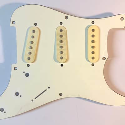 Semi-Loaded Stratocaster Style Pickguard Aged White 80’s-90’s? image 2