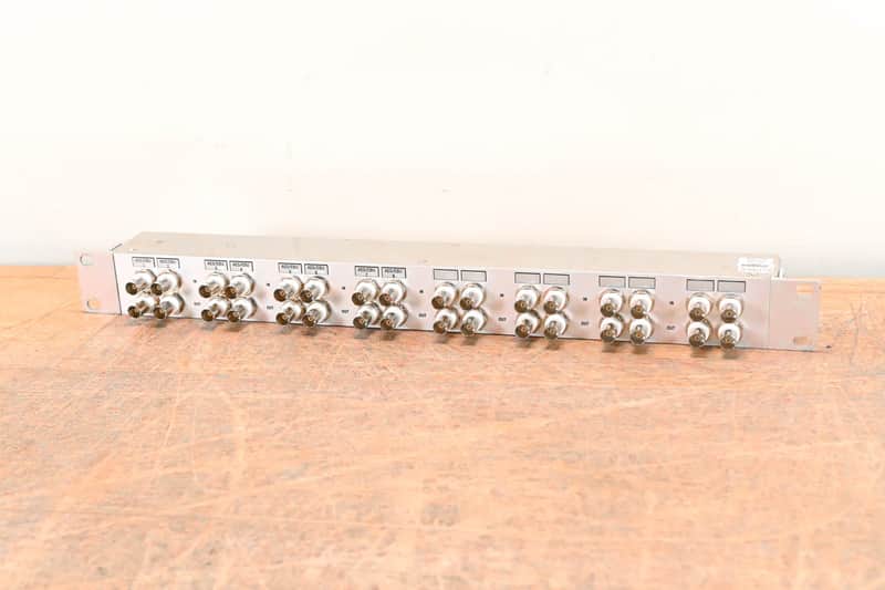 Studer D21m Modular I/O - AES/ EBU - 32x BNC to 4x DB25 Connectors CG01F4T image 1