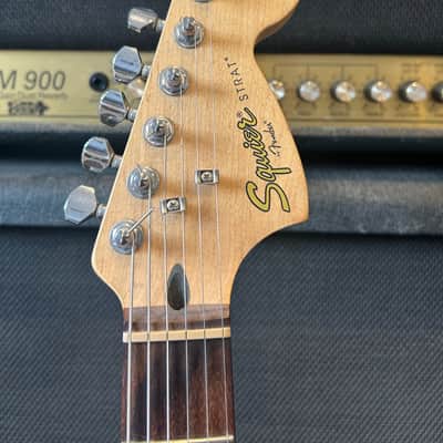 Squier Affinity Series Stratocaster with Rosewood Fretboard sunburst image 3