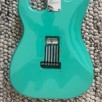 Fender Squier Bullet Strat 2019 – Surf Green | Wilkinson Bridge • Guyker Locking Tuners • Alnico Pickups image 7