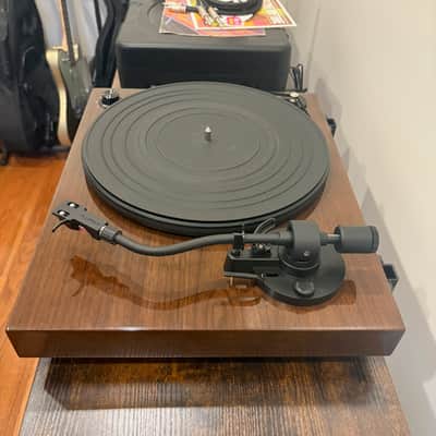 Fluance RT83 Reference Turntable Walnut - Ortofon 2M Red Cartridge - RT83W image 13