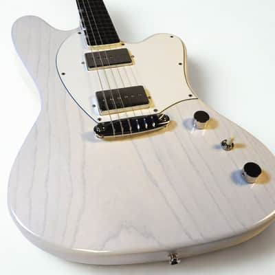 2026 Del Toro Guitars Corrida - Kary May White image 6