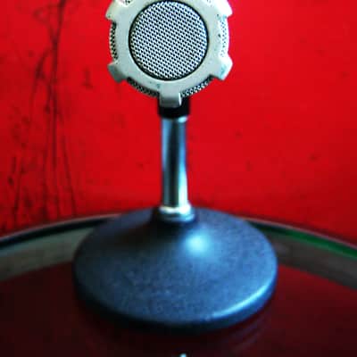 Vintage 1980's Shure SM59 dynamic cardioid microphone USA w mic clip & pouch Low Z SM58 SM54 SM53 image 6