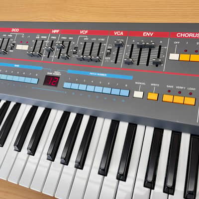 ✅ Sale ✅ Roland Juno-106 ✅ incl Original Hard Case ✅Perfect Working image 4