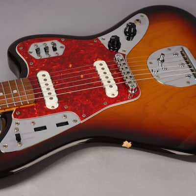 Fender Japan '62 Jaguar Reissue - 1998 - CIJ - Sunburst image 15