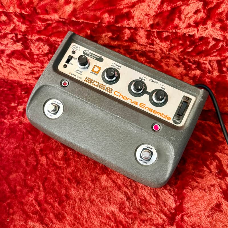 Boss CE-1 Chorus Ensemble | Reverb