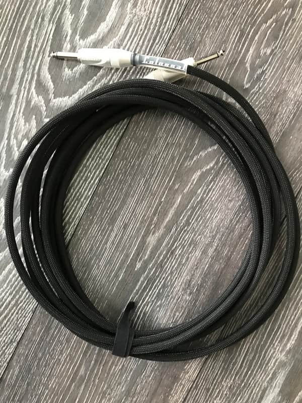 Colossal Cable Brooklyn 21’ image 1