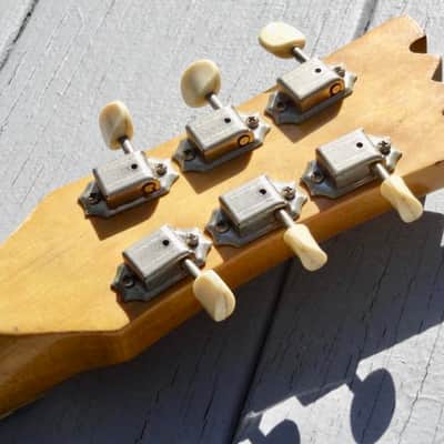 Mosrite Ventures Mk 2 (11) 1964/5 Pearl White image 13