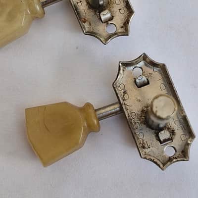 Kluson set of 6 (3+3) no line single ring tuners - 1953 - to mid 1956 image 2
