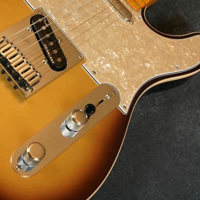 Fender American Ultra Telecaster with Maple Fretboard 2019 - Present - Mocha Burst image 4