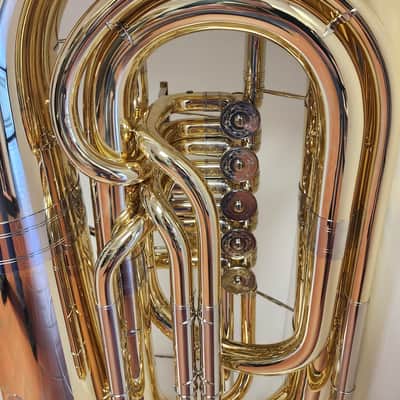 New Alexander 163 CC Tuba, Key of C, Yellow Brass, 5 valves, Lacquered, with Garland image 14