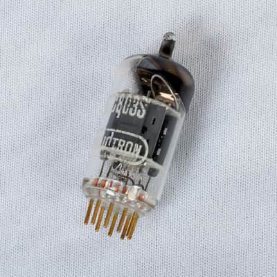 Radiotron ECC803S Preamp Tube – Tests Strong – Rare Long Plate 12AX7 Variant image 3