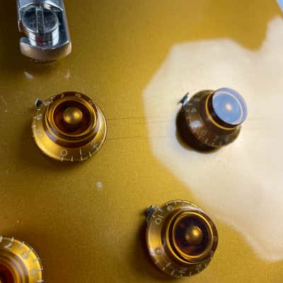 Lefty !!!Gibson Les Paul 57' Gold Top Reissue 1996 - Gold Top with Humbuckers, and OHSC and papers . Virtually unplayed! image 3