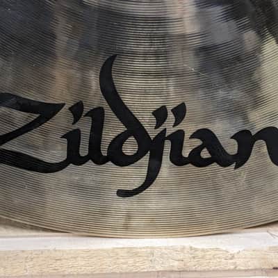 Zildjian 18" A Custom Fast Crash Cymbal 2002 - Present - Brilliant image 11