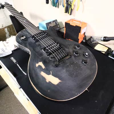 Gibson Les Paul Gothic Satin Black 2000 Electric Guitar image 16
