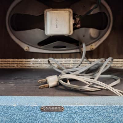 Vintage Supro Valco 1616T CORONADO JR Amp, 1963-64, Trojan Tremolo, Midnight Blue Rhino Hide Tolex w/White Piping image 8