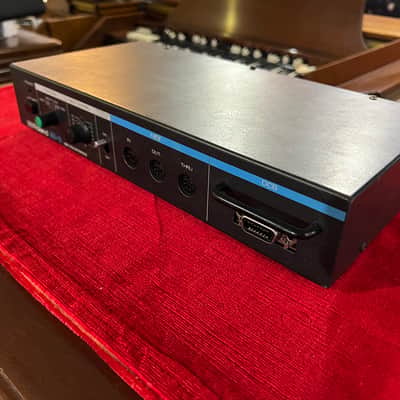Roland Juno-60 Polyphonic Synthesizer with Roland MD-8 MIDI Interface image 8