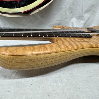 Roscoe Century Standard Plus 6L vi 6-string Bass image 17