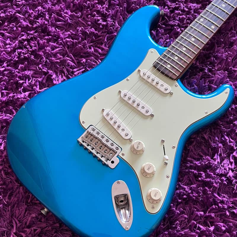 1993-94 Fender Japan Stratocaster ST-362 Lake Placid Blue (MIJ