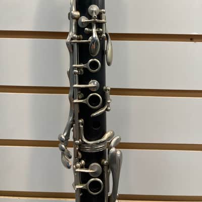 Buffet Crampon E11 Bb Clarinet image 5