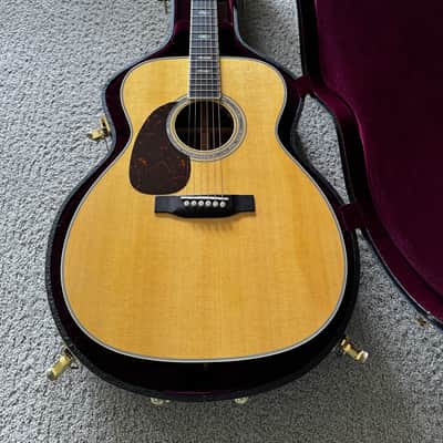 Martin Standard Series J-40 Left-Handed 2025 - Natural image 1
