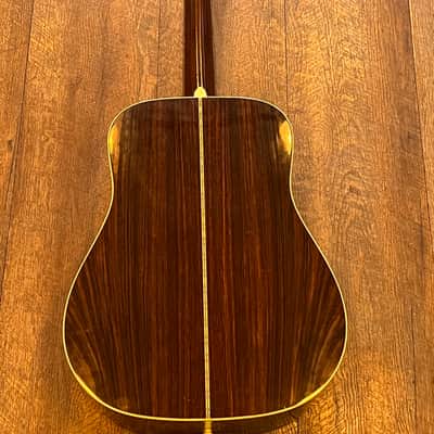 Martin D-28 1975 - Natural image 3