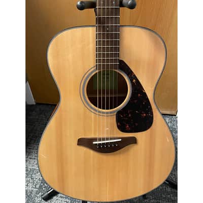 Yamaha FS800 Acoustic Guitar image 3