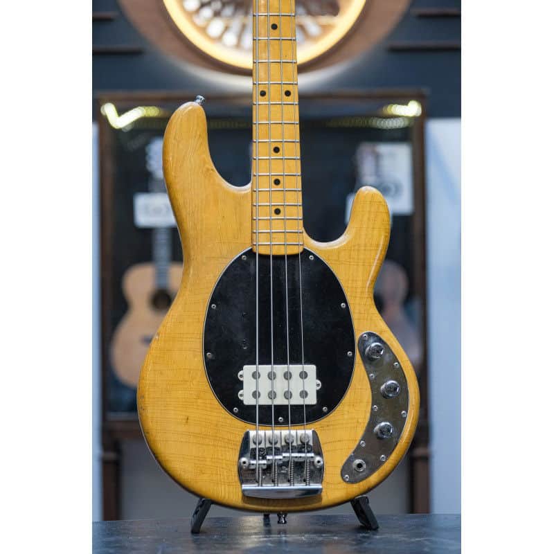 1977 Music Man Stingray 4 natural