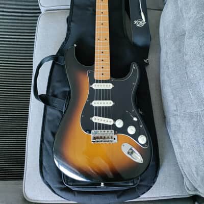 2006 Fender Classic Series '50s Stratocaster 2-Color Sunburst w/GIGBAG image 9