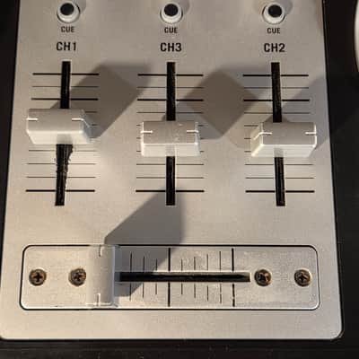 Numark Mixdeck Express DJ Controller image 3