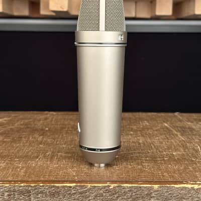 Neumann U 87 Ai Condenser Microphone With EA 87 Mount. Mint, like new! U87Ai U87. 184528 image 5