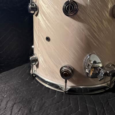 DW Drums Collector’s Series Floor Tom 12”x14” image 3