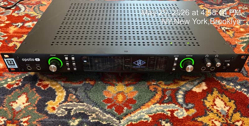 Universal Audio Apollo 8 QUAD Thunderbolt 2 Audio Interface 2010s - Black image 1