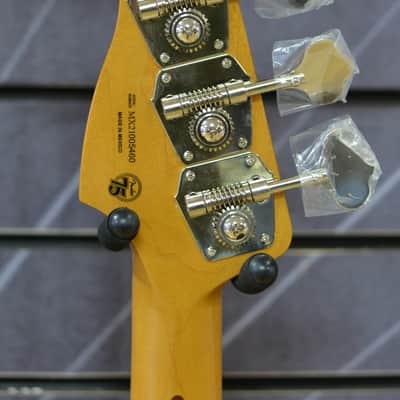 Fender Vintera '50s Precision Bass Dakota Red Electric Bass Guitar & Deluxe Gig Bag B-Stock image 5