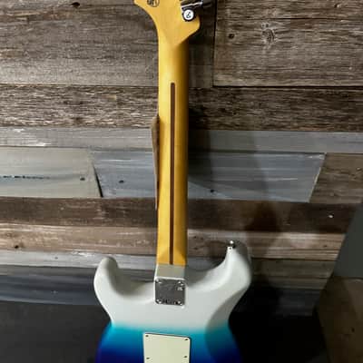 Fender Player Plus Stratocaster HSS Belair Blue image 5