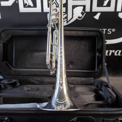 S.E. Shires TRQ10S Series Silver Trumpet - professional image 7