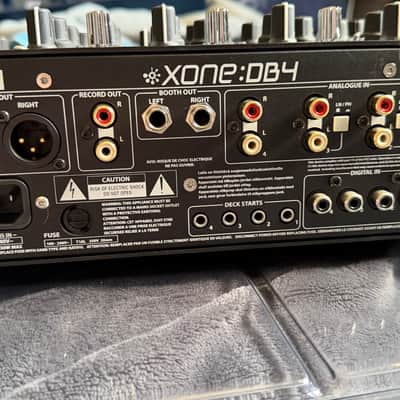 Allen & Heath XONE:DB4 4-Channel Digital DJ Mixer with Effects 2010s - Black imagen 10
