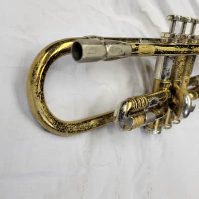 Getzen Bb Brass Lacquer Trumpet, Model 90 Deluxe, Circa 1950's image 5