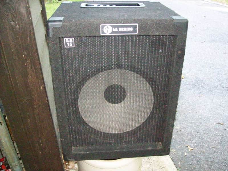 SWR LA Series LA-15 100w Bass Combo Amp 1-15