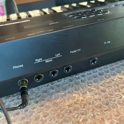 Ensoniq VFX Synthesizer with two Sound ROM Cartridge image 13
