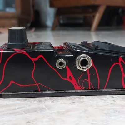 DOD Death Metal Distortion FX86 1990s - Airbrush Black and Red (1st Edition) image 8
